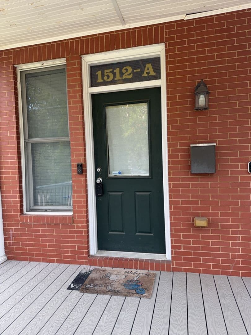 1512 Porter St 2 of 18