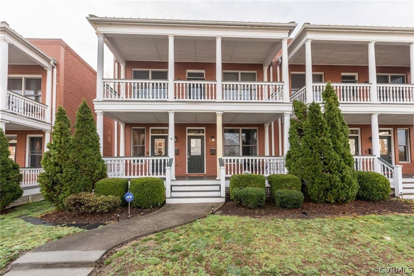 1512 Porter St 1 of 18
