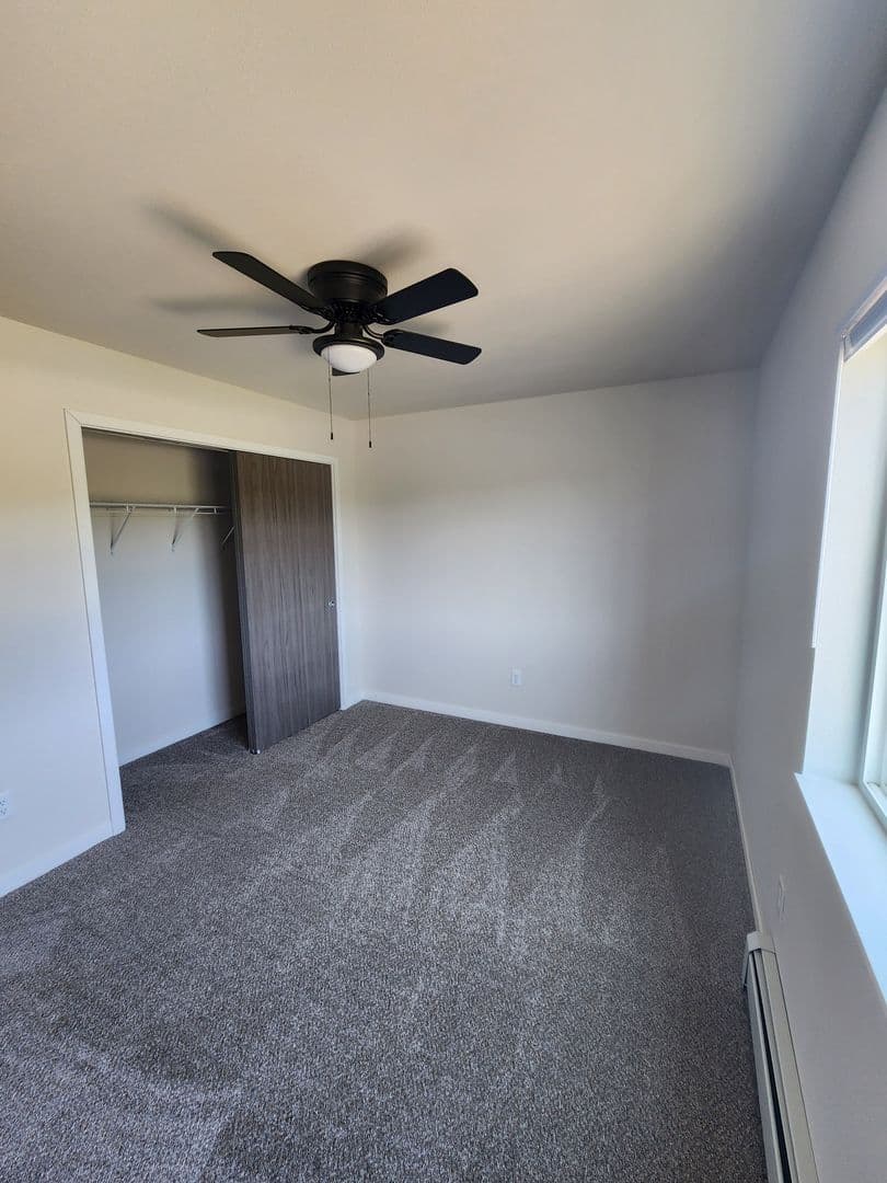Plaza View Apartments 5 of 8