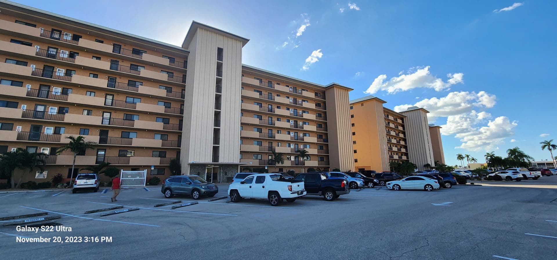 4260 SE 20TH PL APT 208 42 of 44