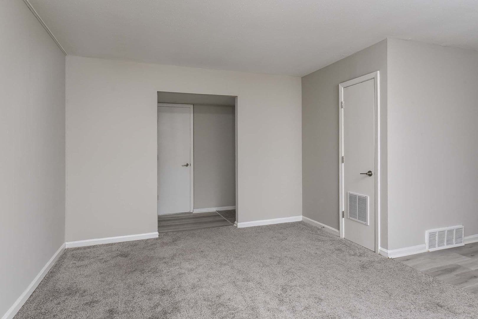 The George Apartment Homes 19 of 21