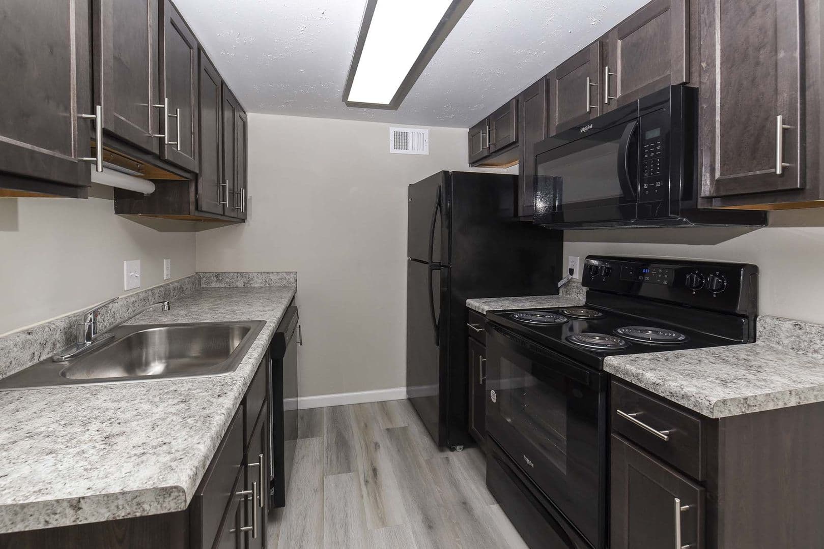 The George Apartment Homes 15 of 21