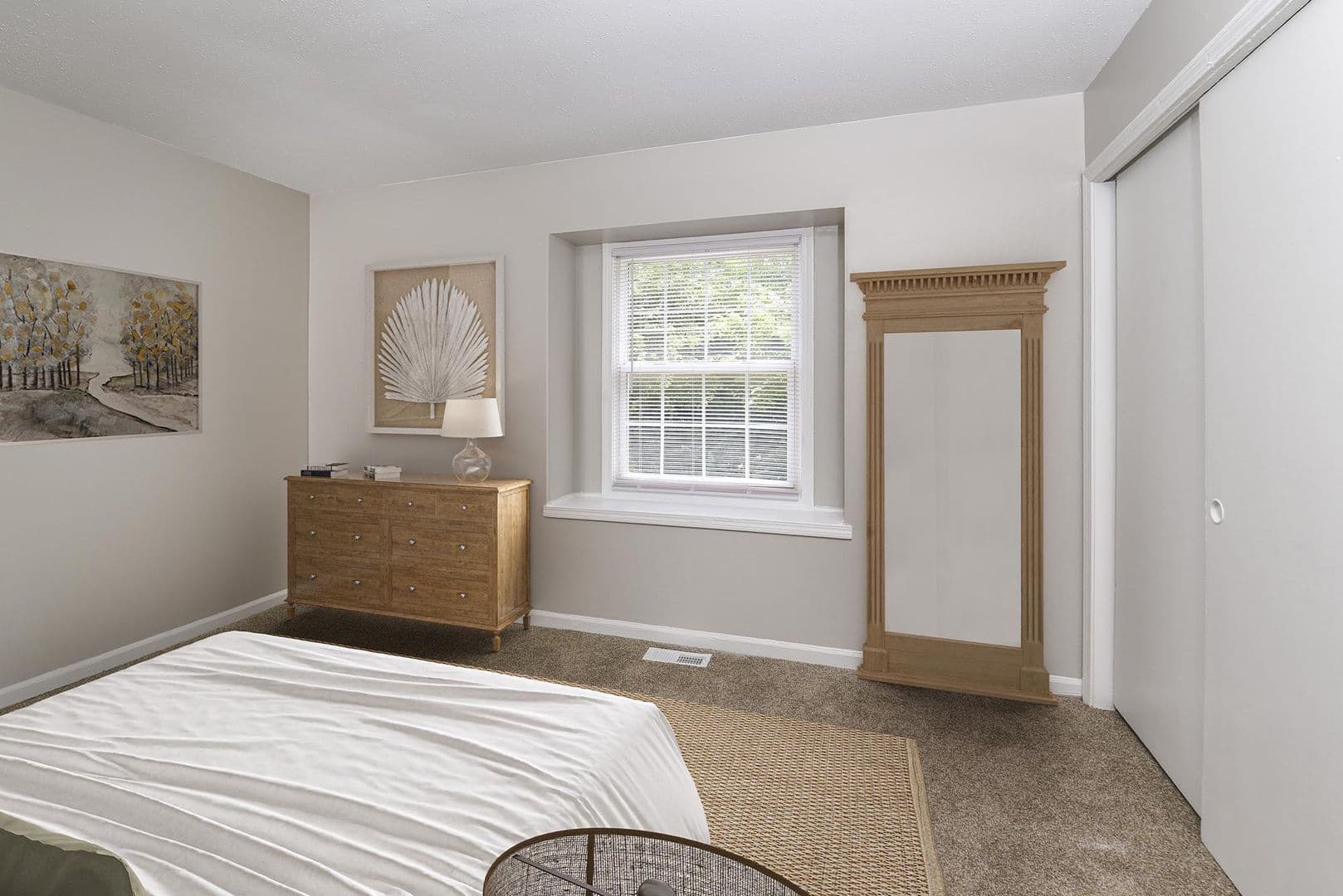 The George Apartment Homes 4 of 21