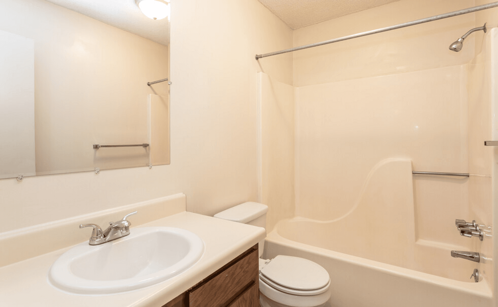 Pine Knoll Apartments 5 of 8