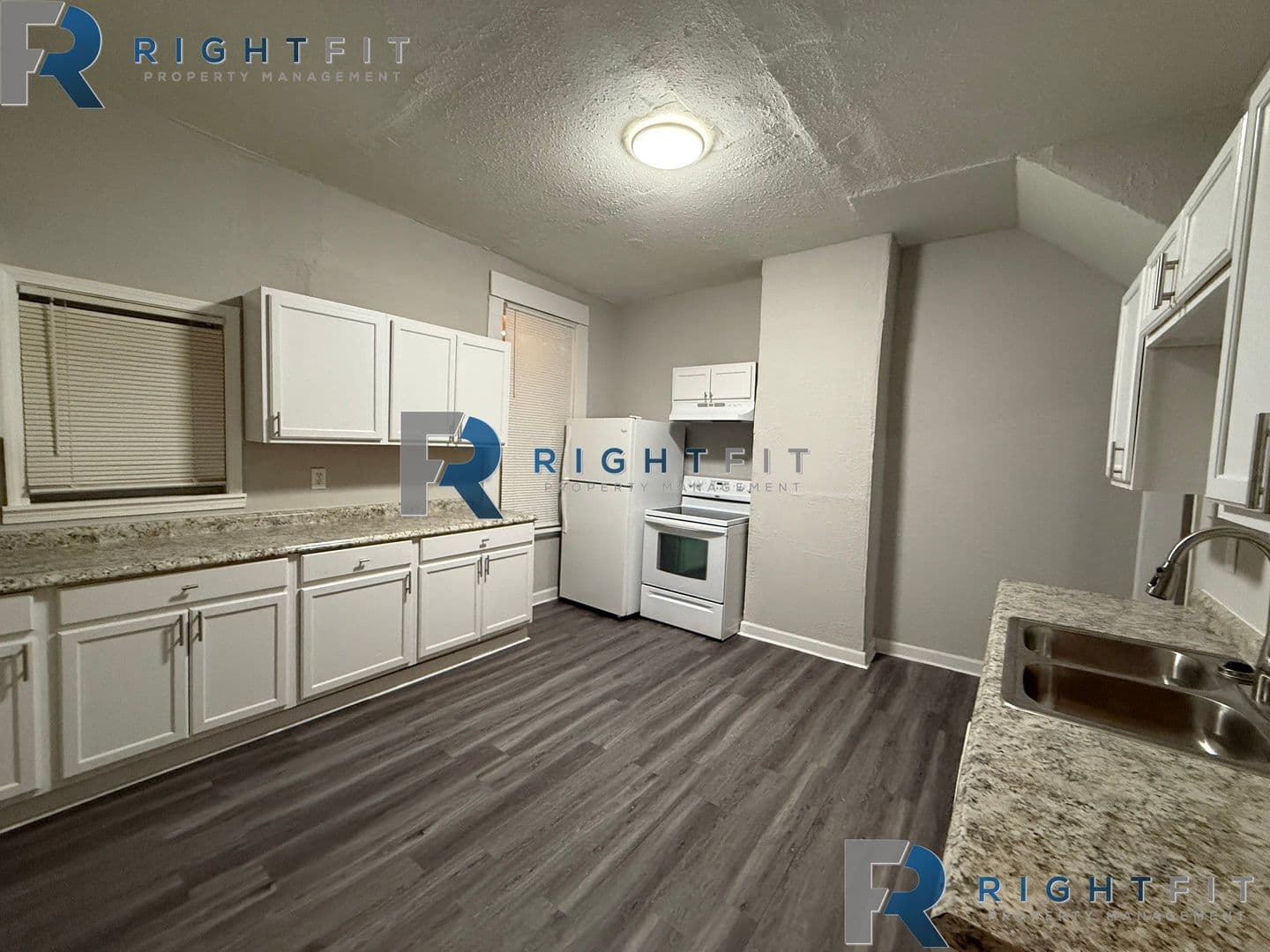 957 Fairbanks Ave 6 of 15