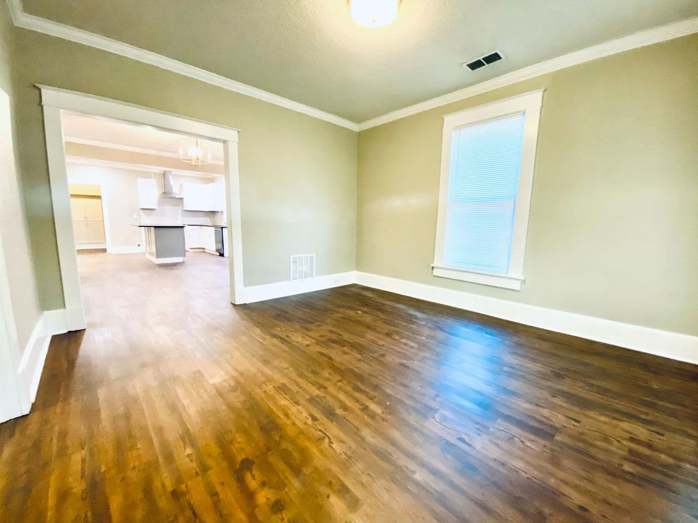 1029 Bruce Street 4 of 15
