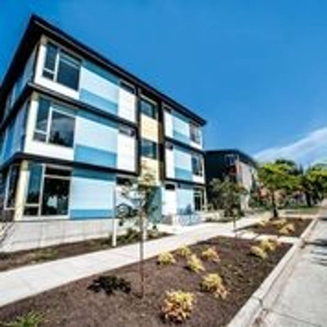 838 BG PLADHUS APTS 10 of 10