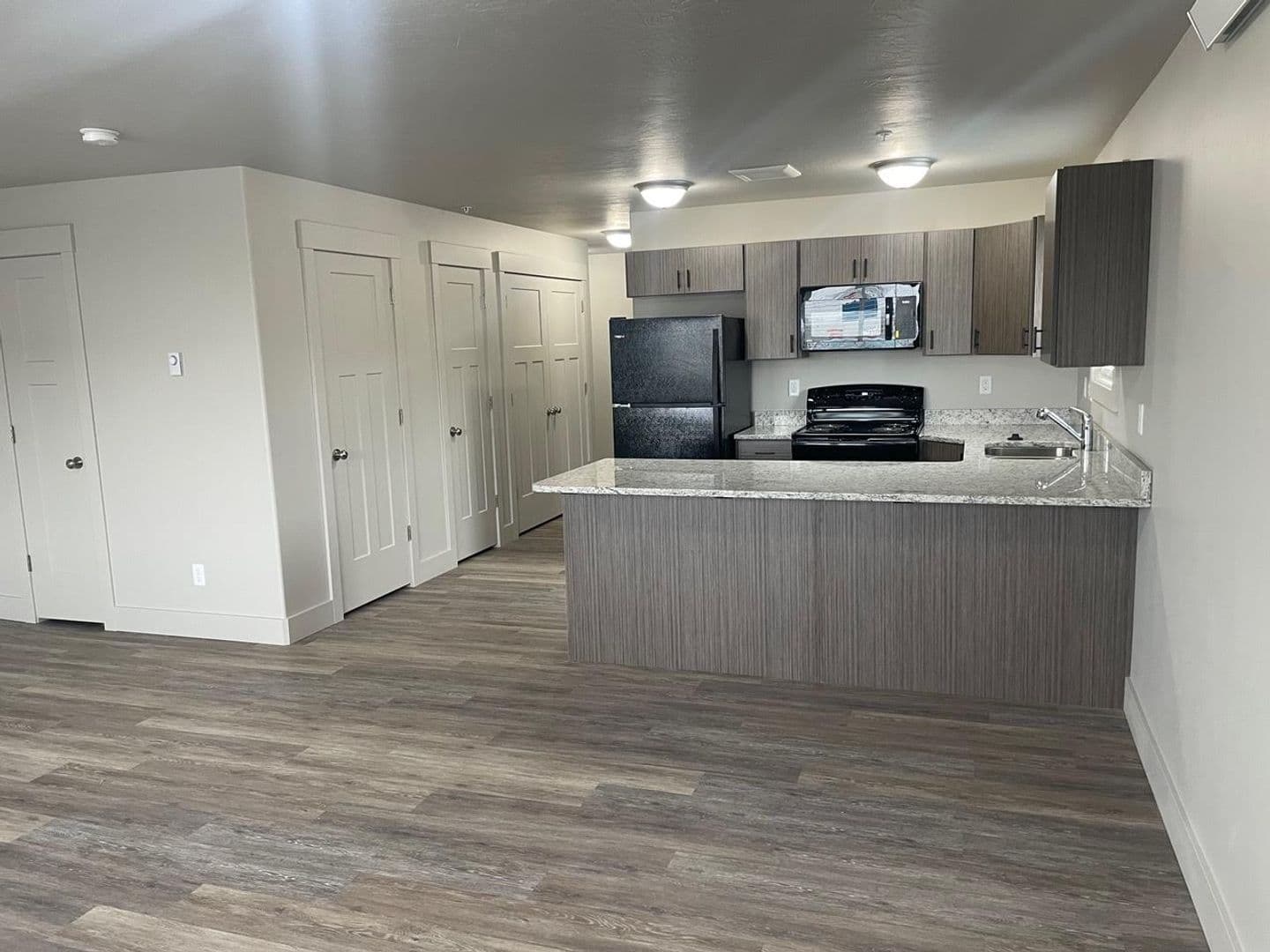 3562 East Gample Avenue 4 of 9