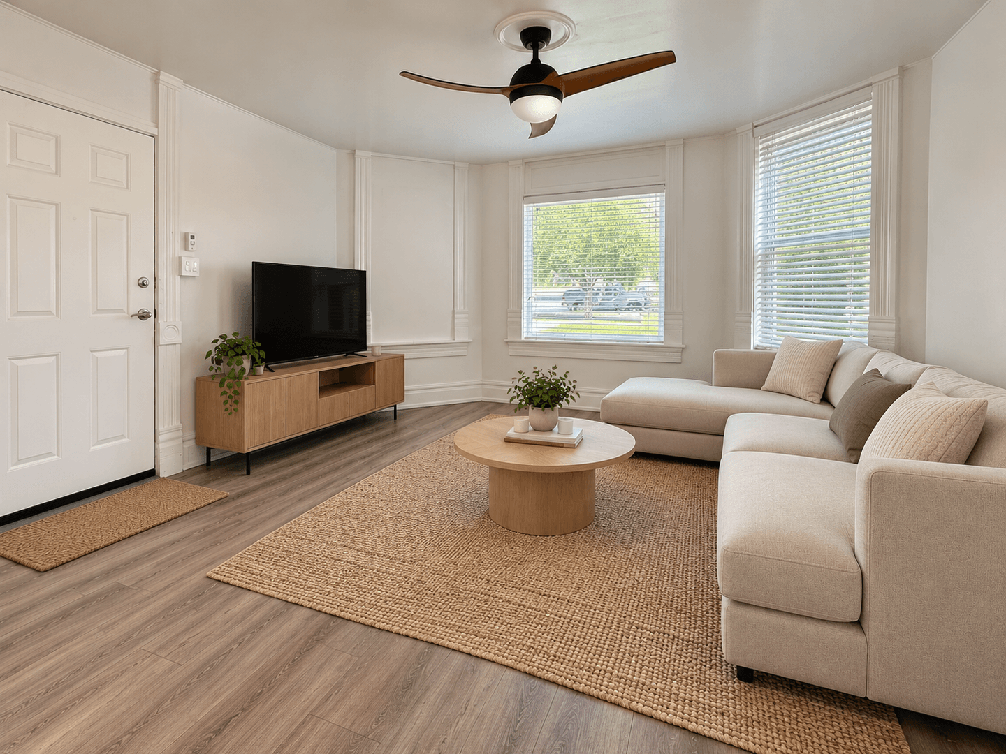 Charming SPACIOUS 2 Bedroom CONDO Apartment in the Heart of Salt Lake City 13 of 15
