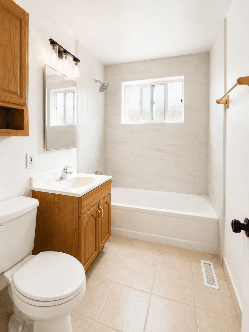 2-Bedroom SLC Apartment – Rent the Whole Unit or by the Room 8 of 8