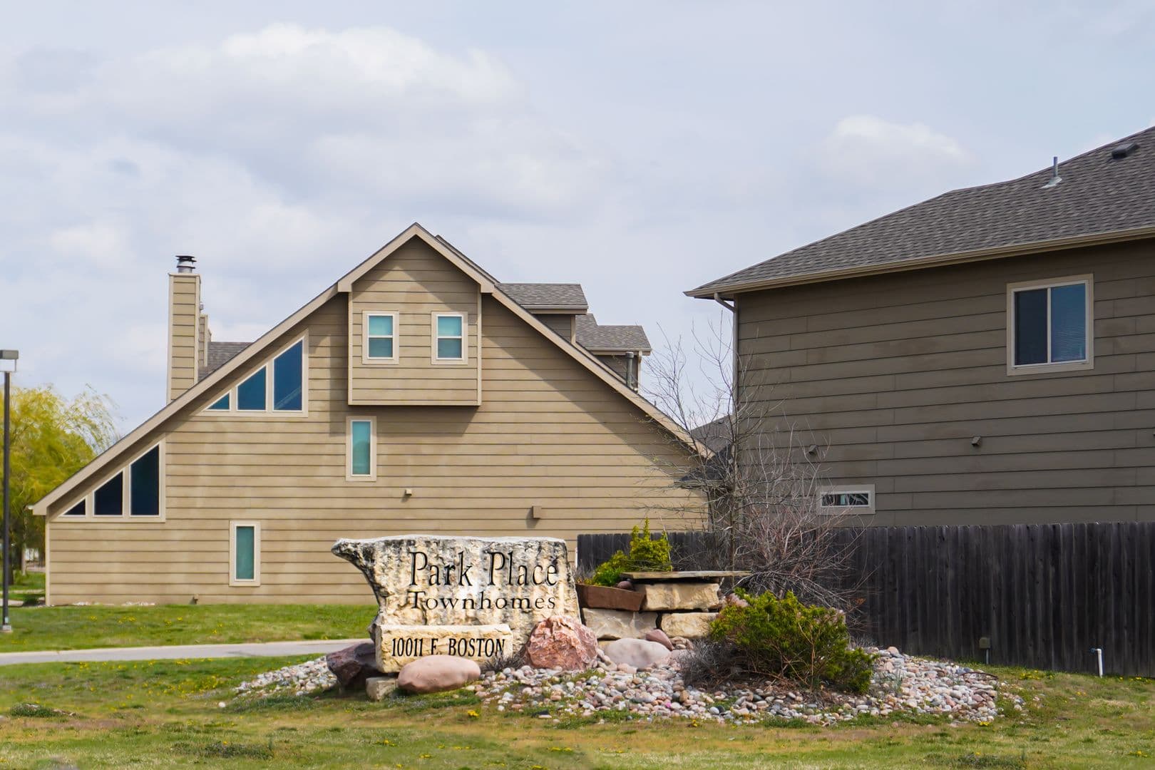 3-Bed Duplex w Garage, Yard, Balcony SPECIAL: $500 off November Rent 17 of 17