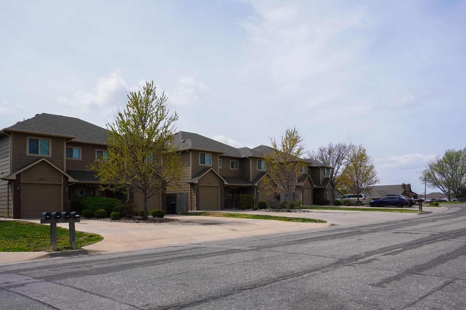 3-Bed Duplex w Garage, Yard, Balcony SPECIAL: $500 off November Rent 14 of 17