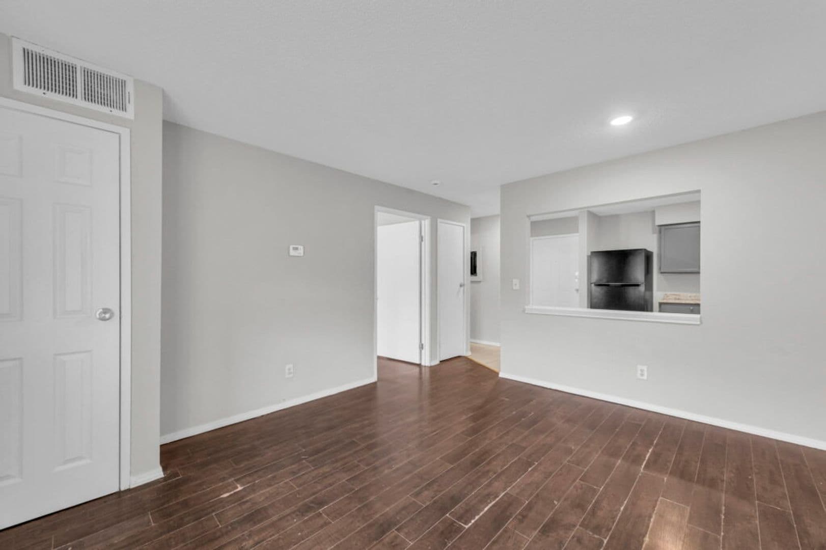 Lakeview II Apartments 3 of 16