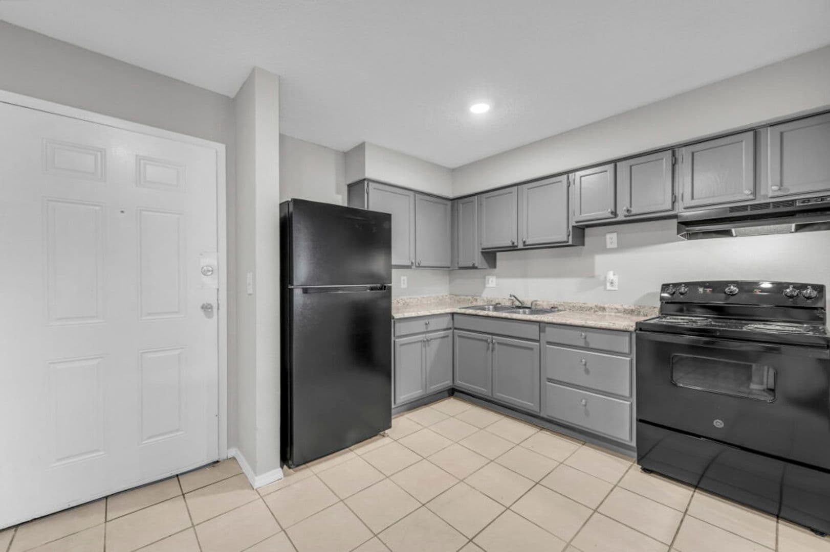 Lakeview II Apartments 2 of 16