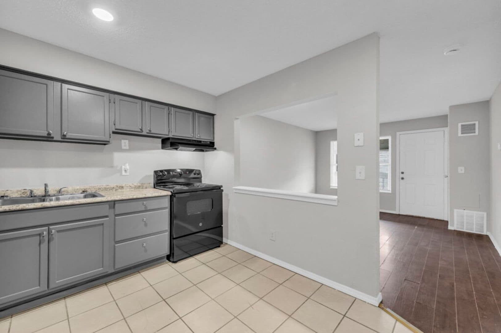 Lakeview II Apartments 4 of 16