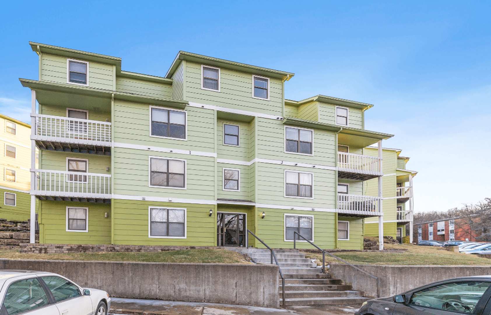 Sunrise Terrace Apartments 2 of 7