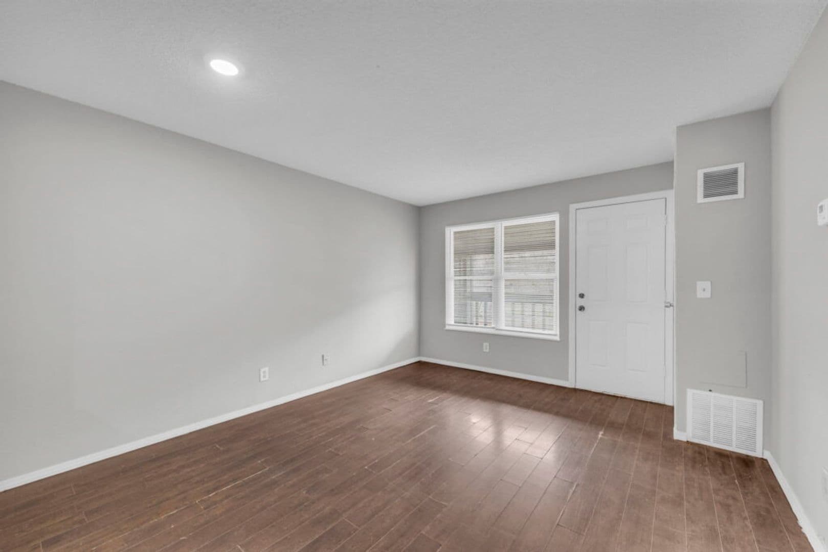 Lakeview II Apartments 6 of 16