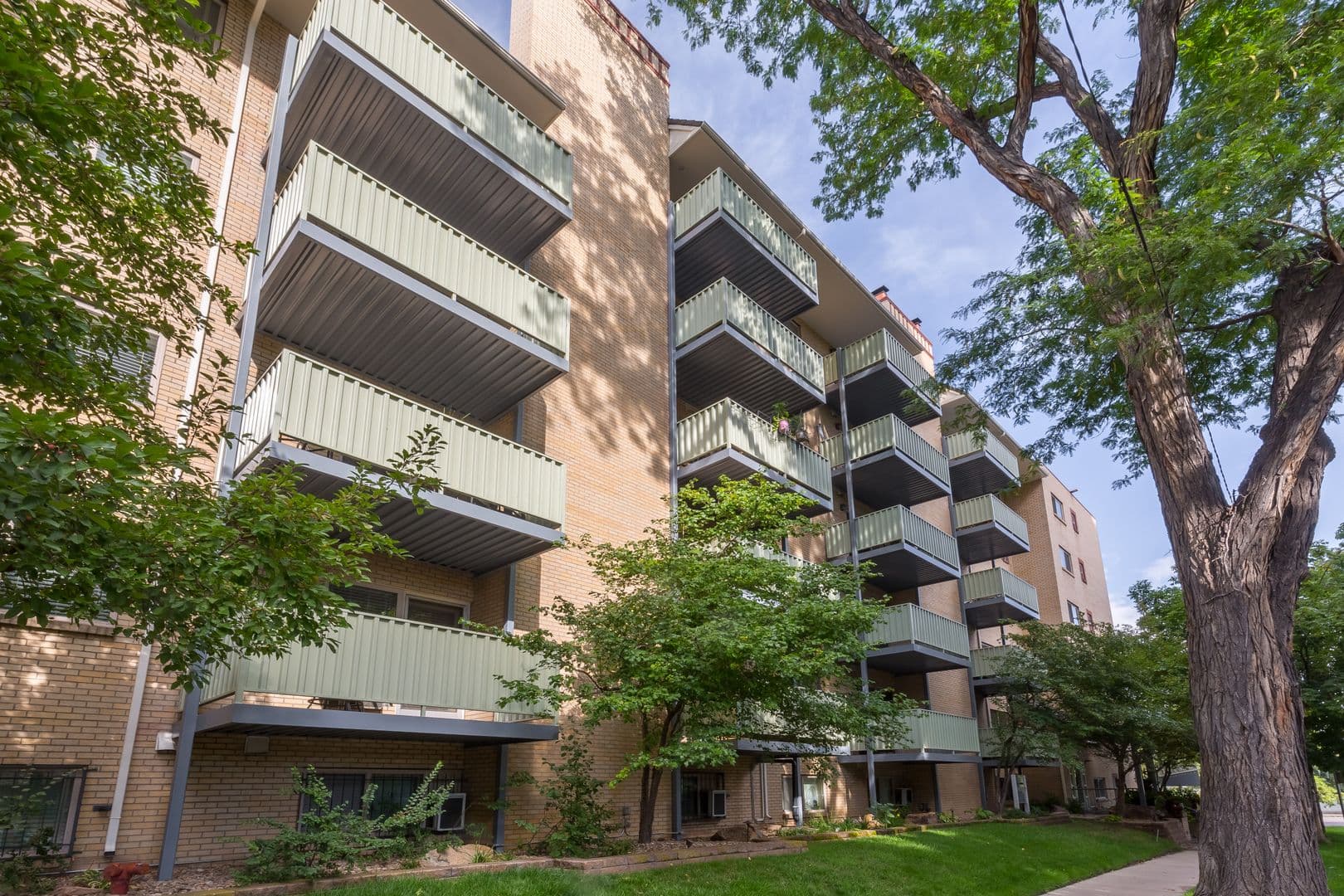 La Fonda Apartments 14 of 14