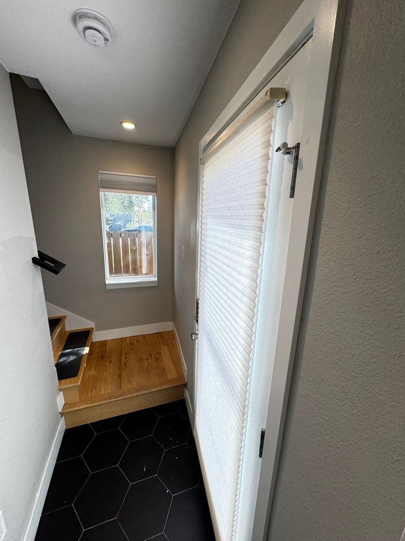Two Bedroom Townhome with 2 bathrooms | Spacious 843 sf ONLY $1795 18 of 32