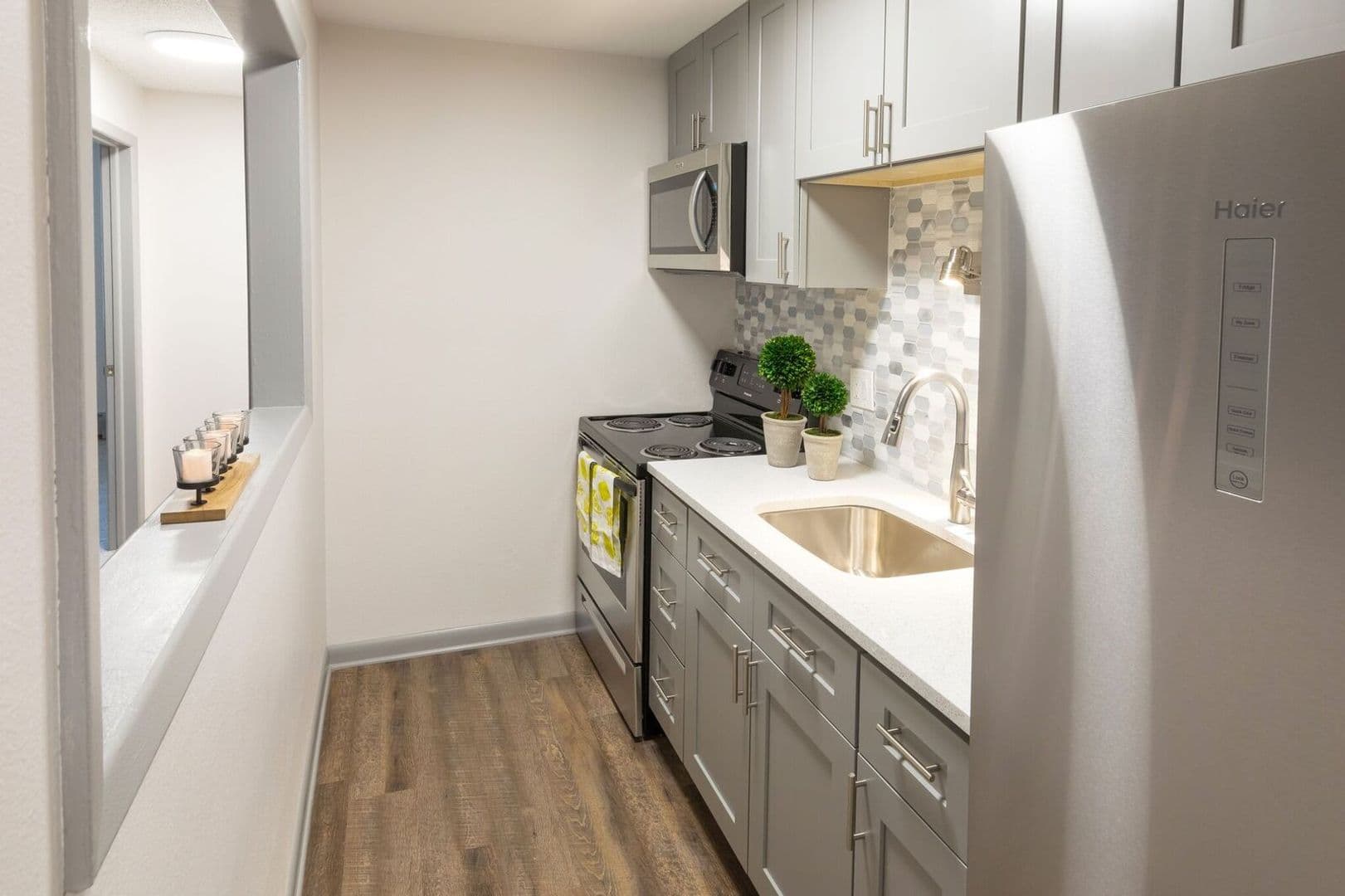 Windsong Apartments 2 of 5