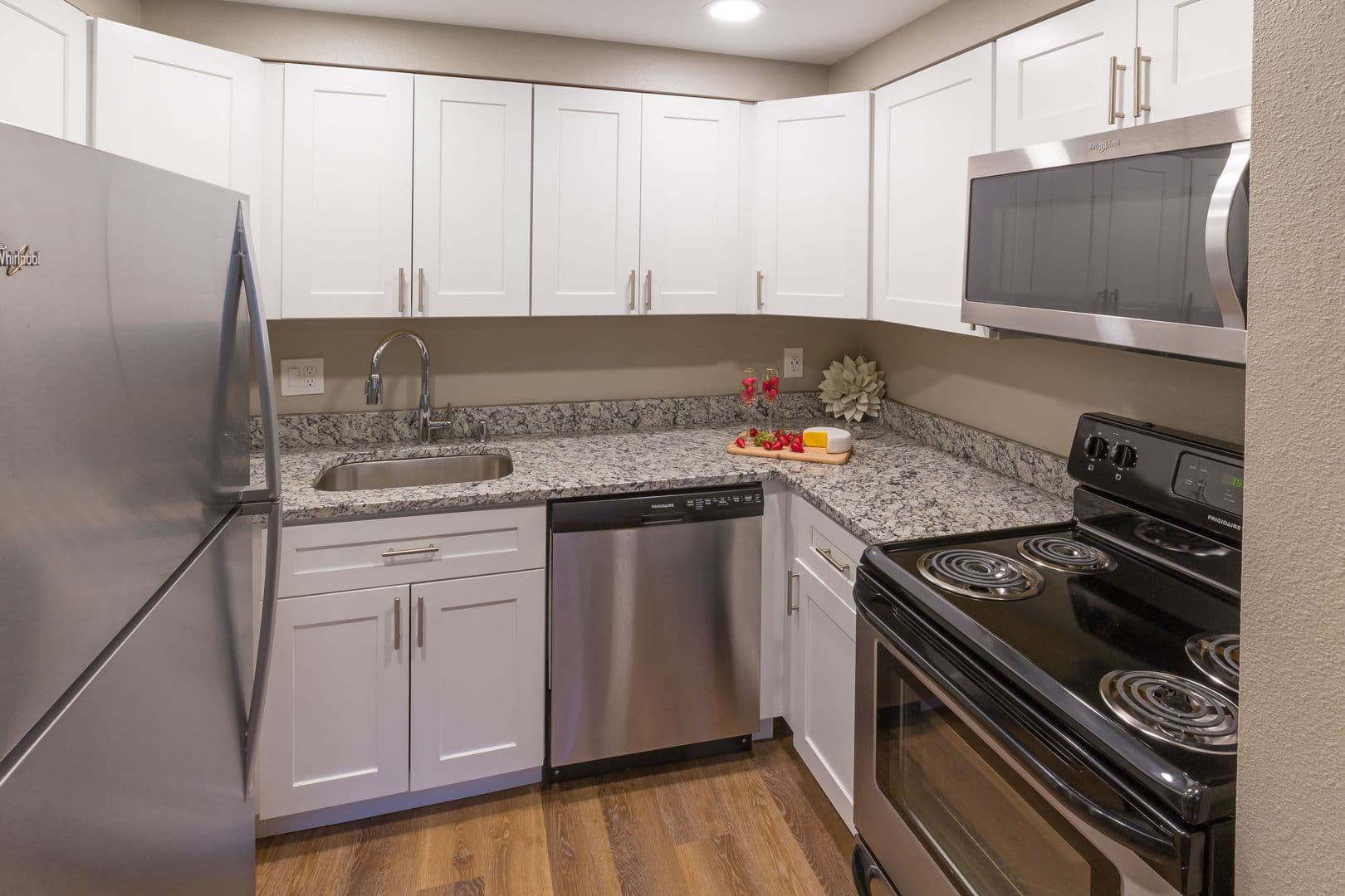 Park Sedona Apartments 2 of 8