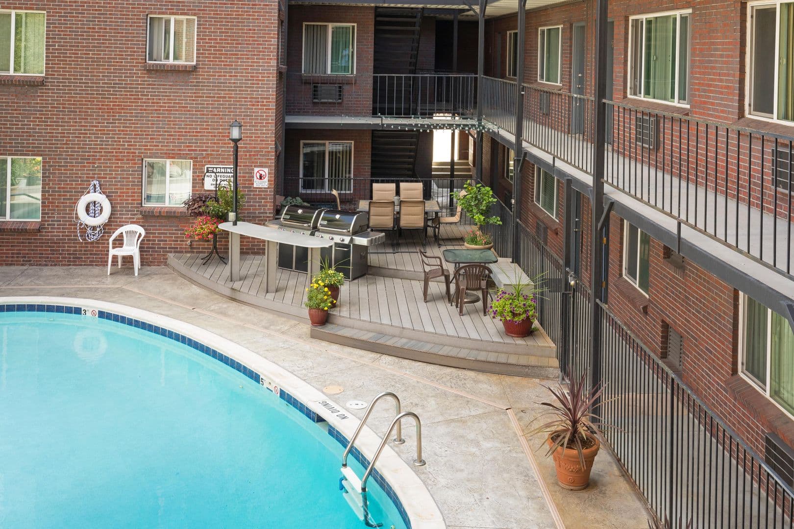 Windsong Apartments 1 of 10