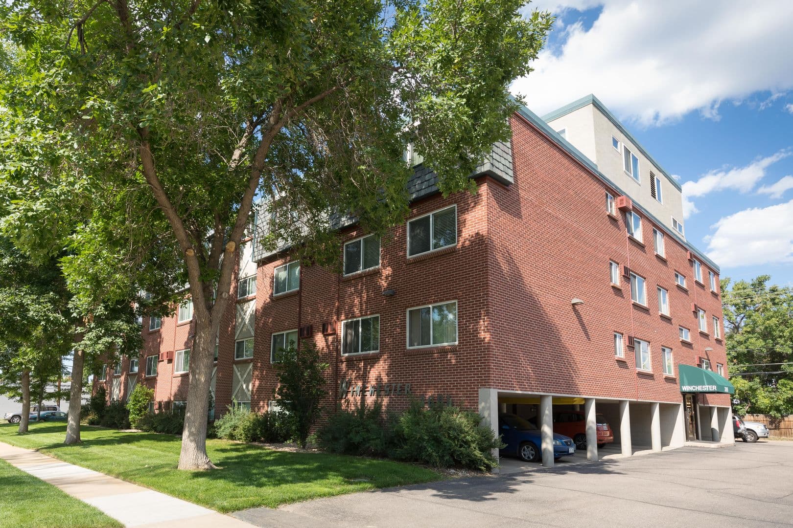 Winchester &amp; Browning Apartments 5 of 8