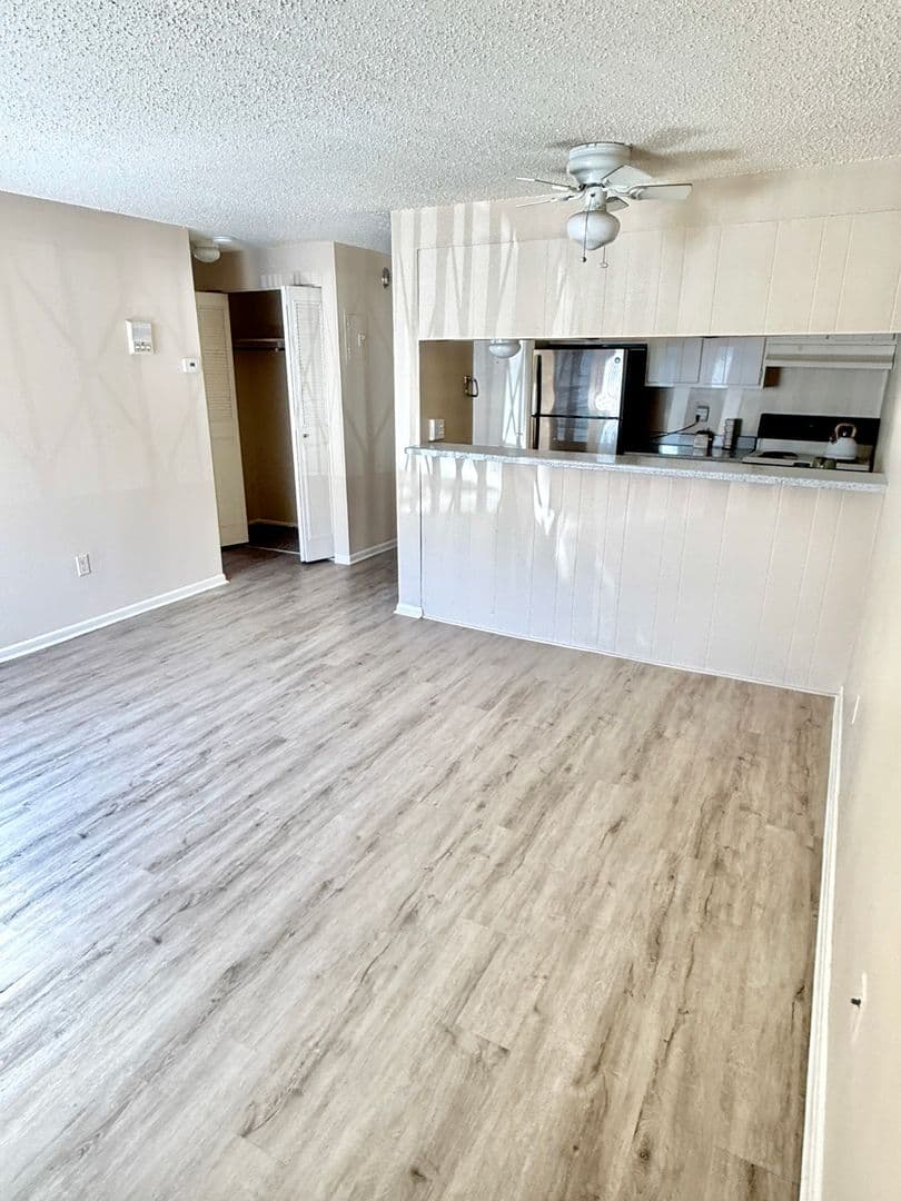 Cimarron Apartments 2 of 7