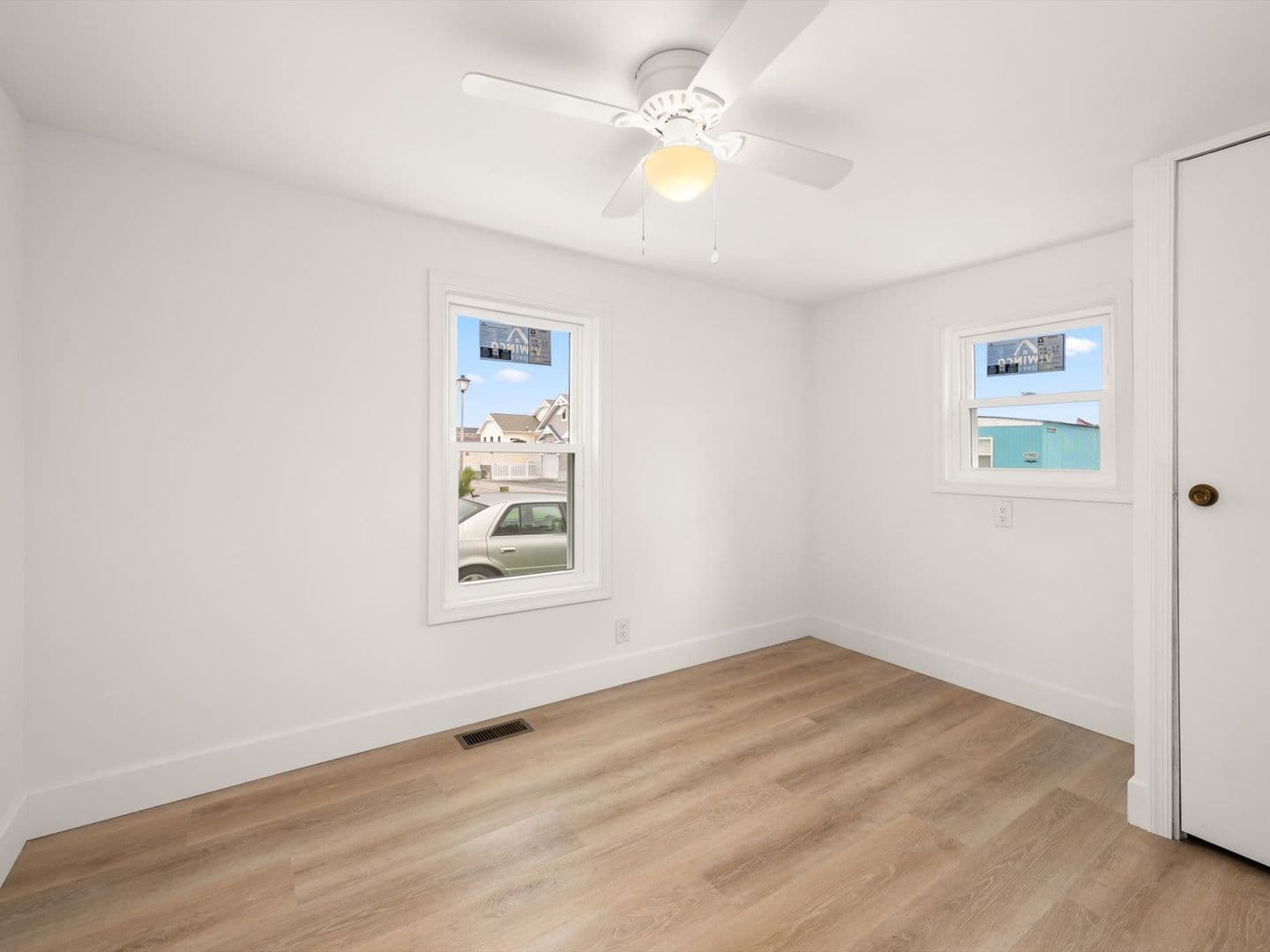 36999 Blue Bill Dr 19 of 31