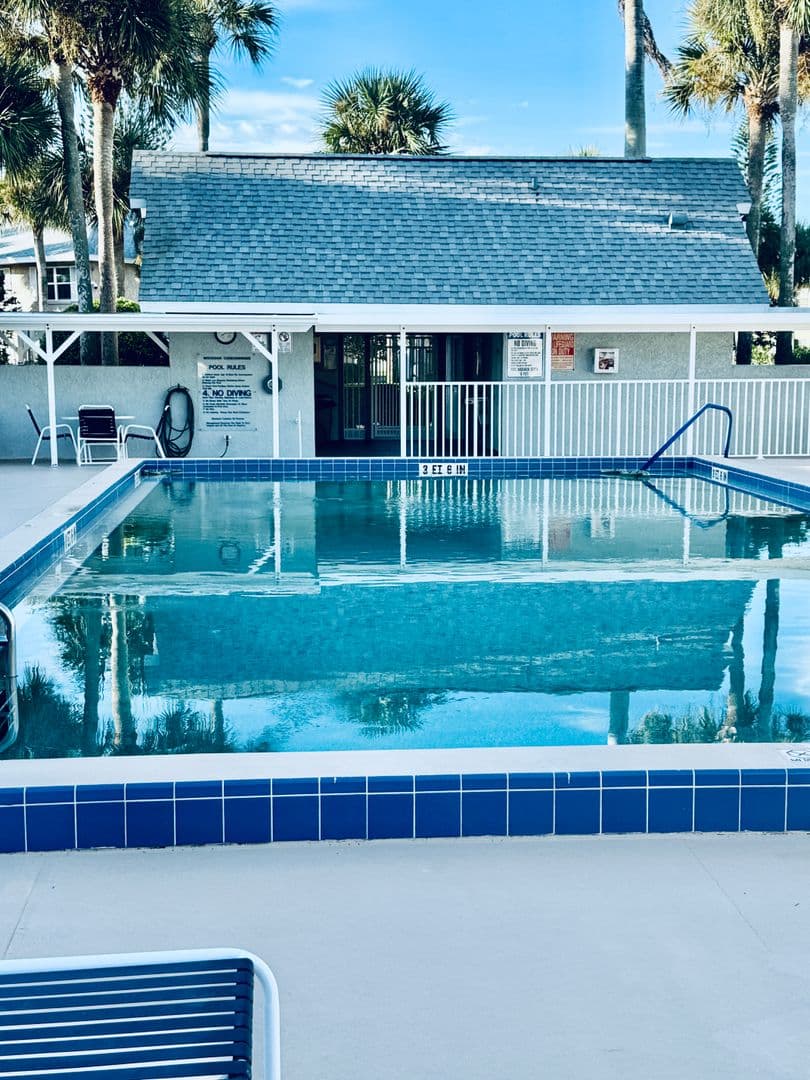 915 Sonesta Avenue NE #203 37 of 43