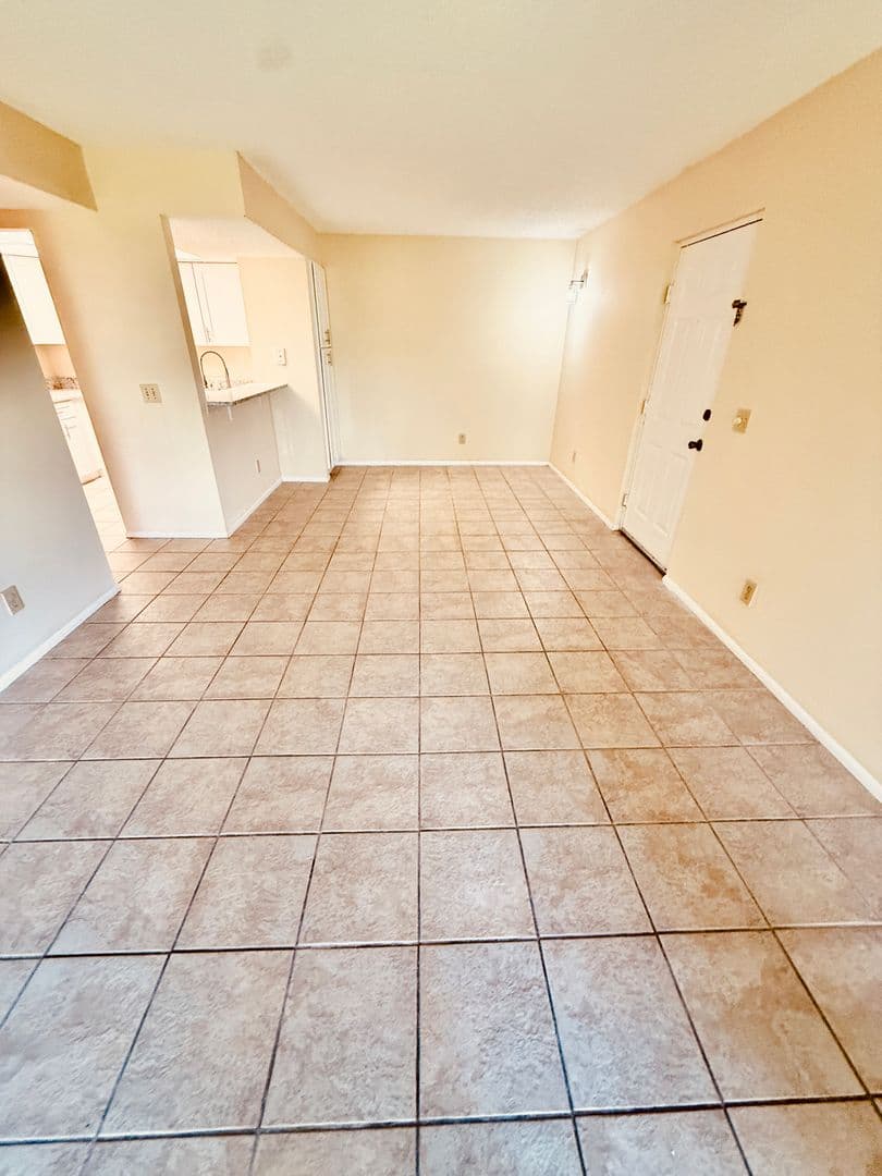 915 Sonesta Avenue NE #203 5 of 43
