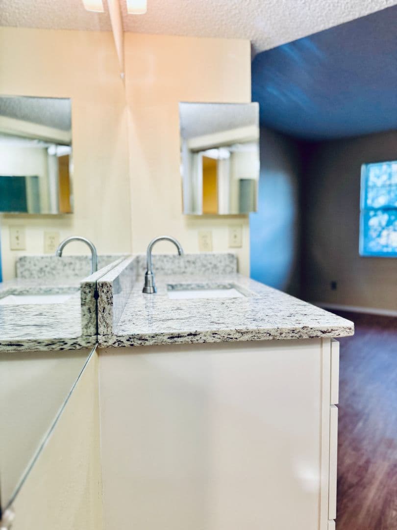 915 Sonesta Avenue NE #203 18 of 43