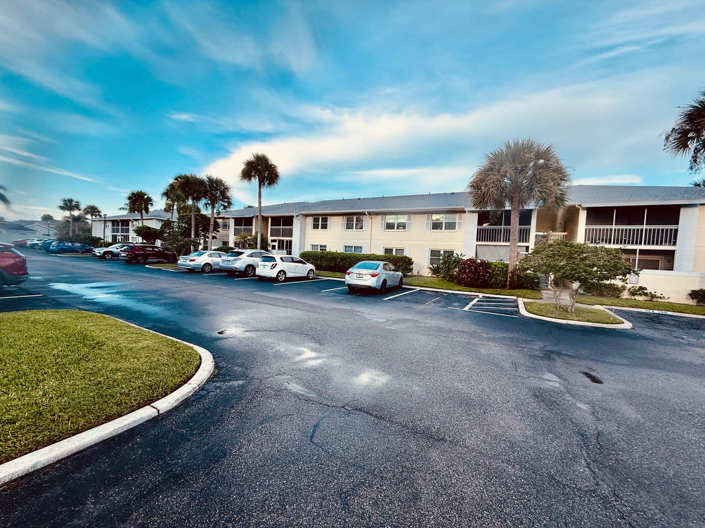 915 Sonesta Avenue NE #203 2 of 43