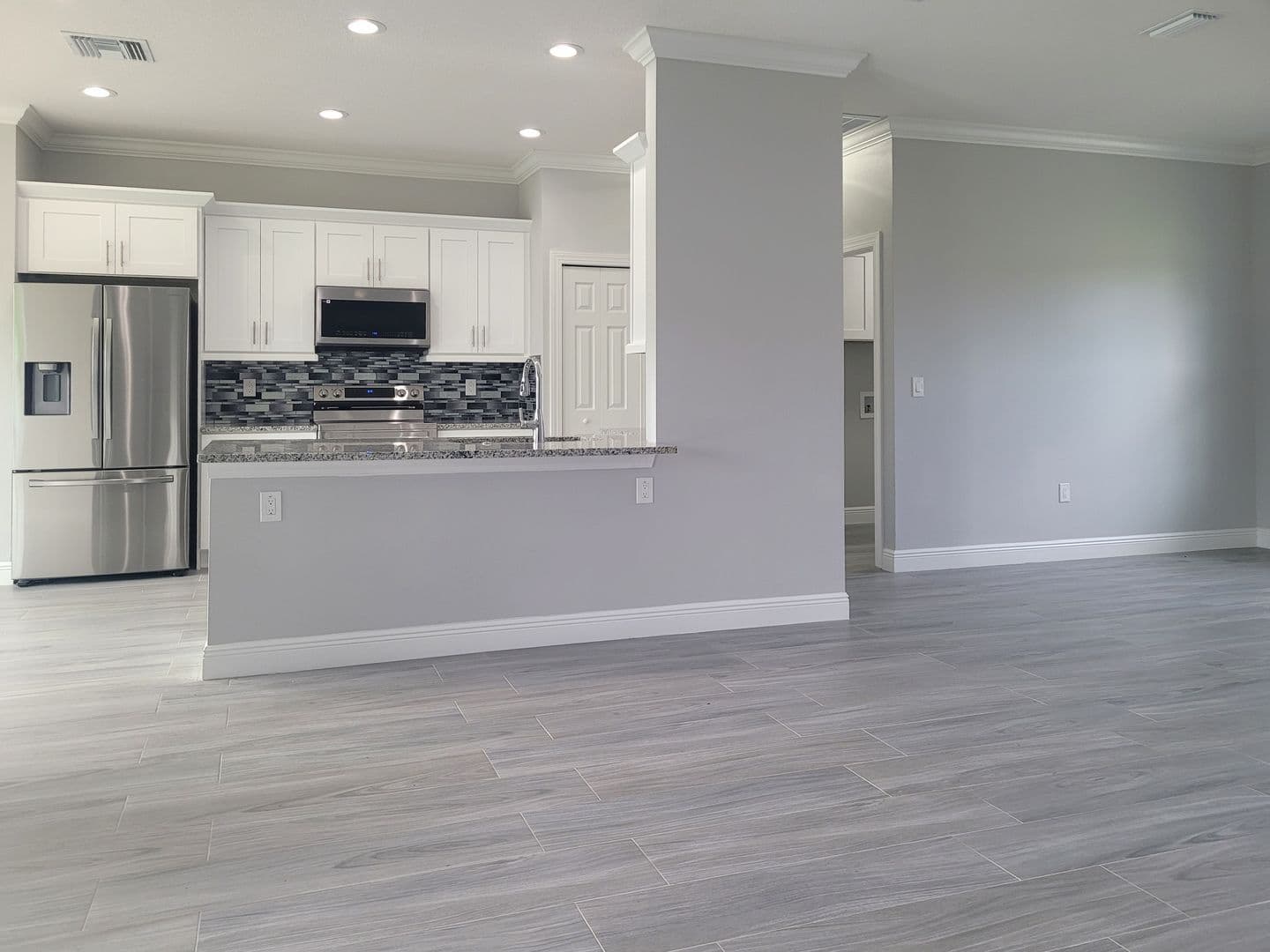 13032 AGATHA LN 7 of 32