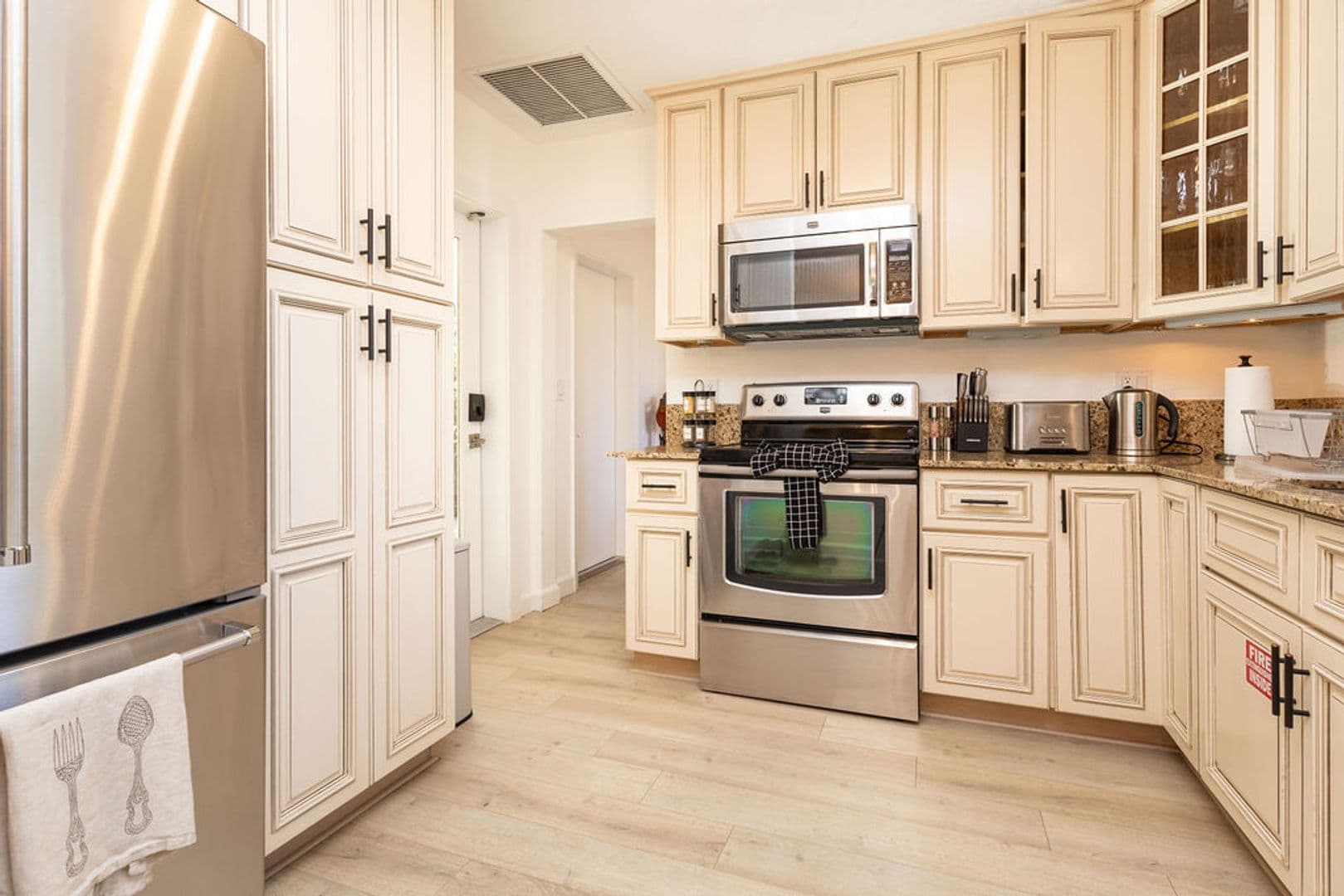 632 SW 8th Avenue 13 of 30