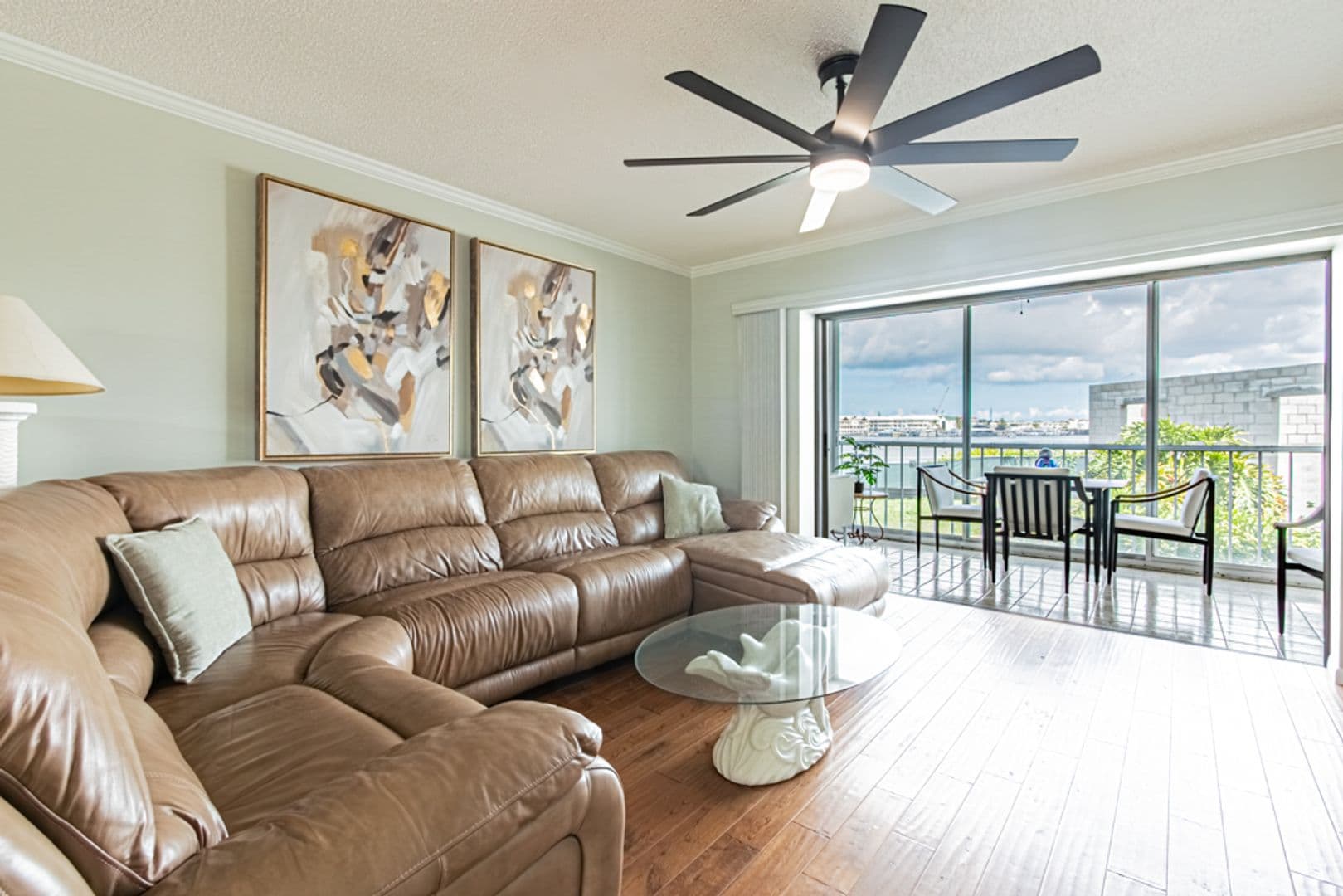 Blue Point Ave 1280 C22 11 of 42