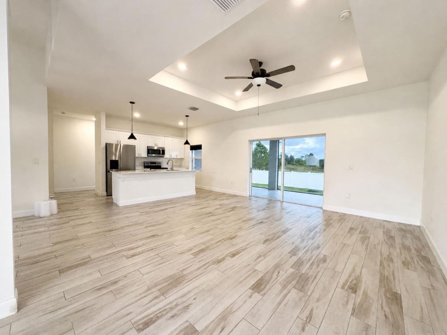 Morris Tyler Ave 511 4 of 8