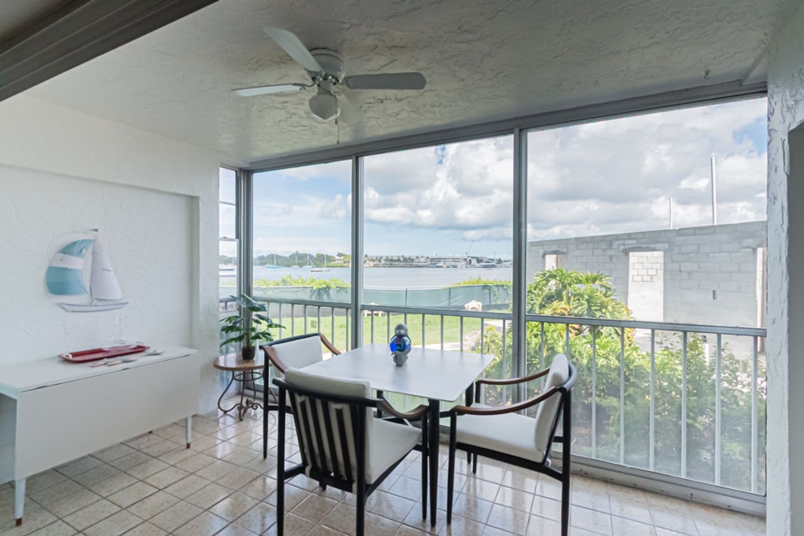 Blue Point Ave 1280 C22 18 of 42