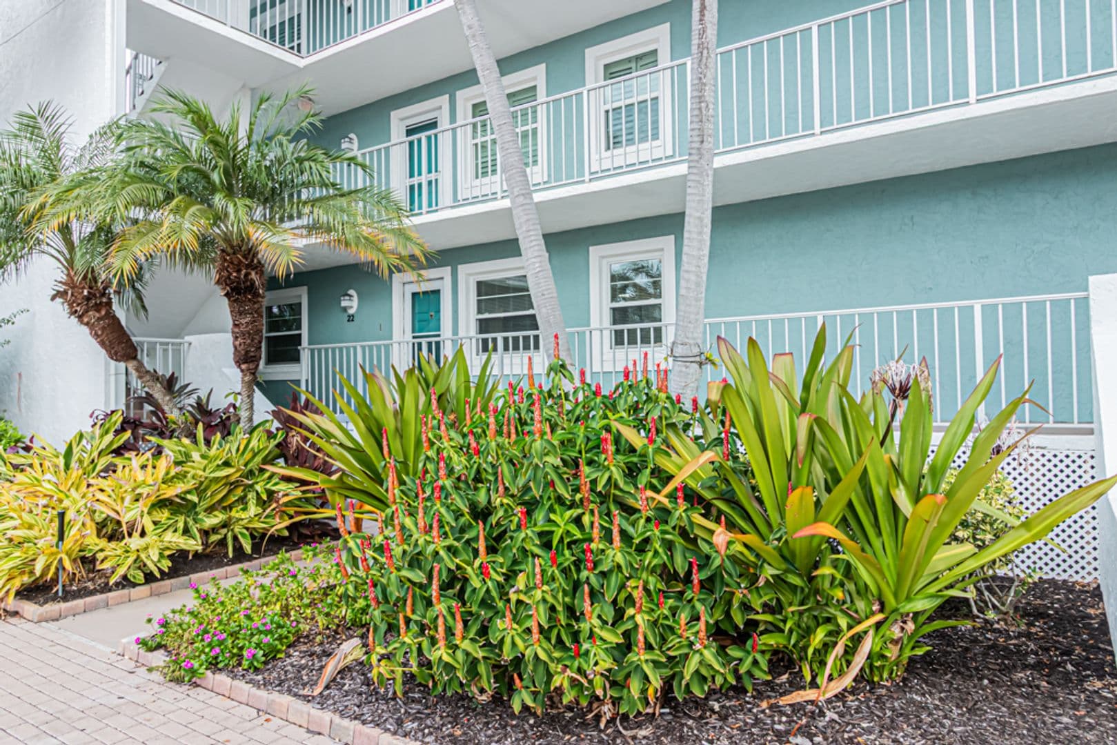 Blue Point Ave 1280 C22 41 of 42