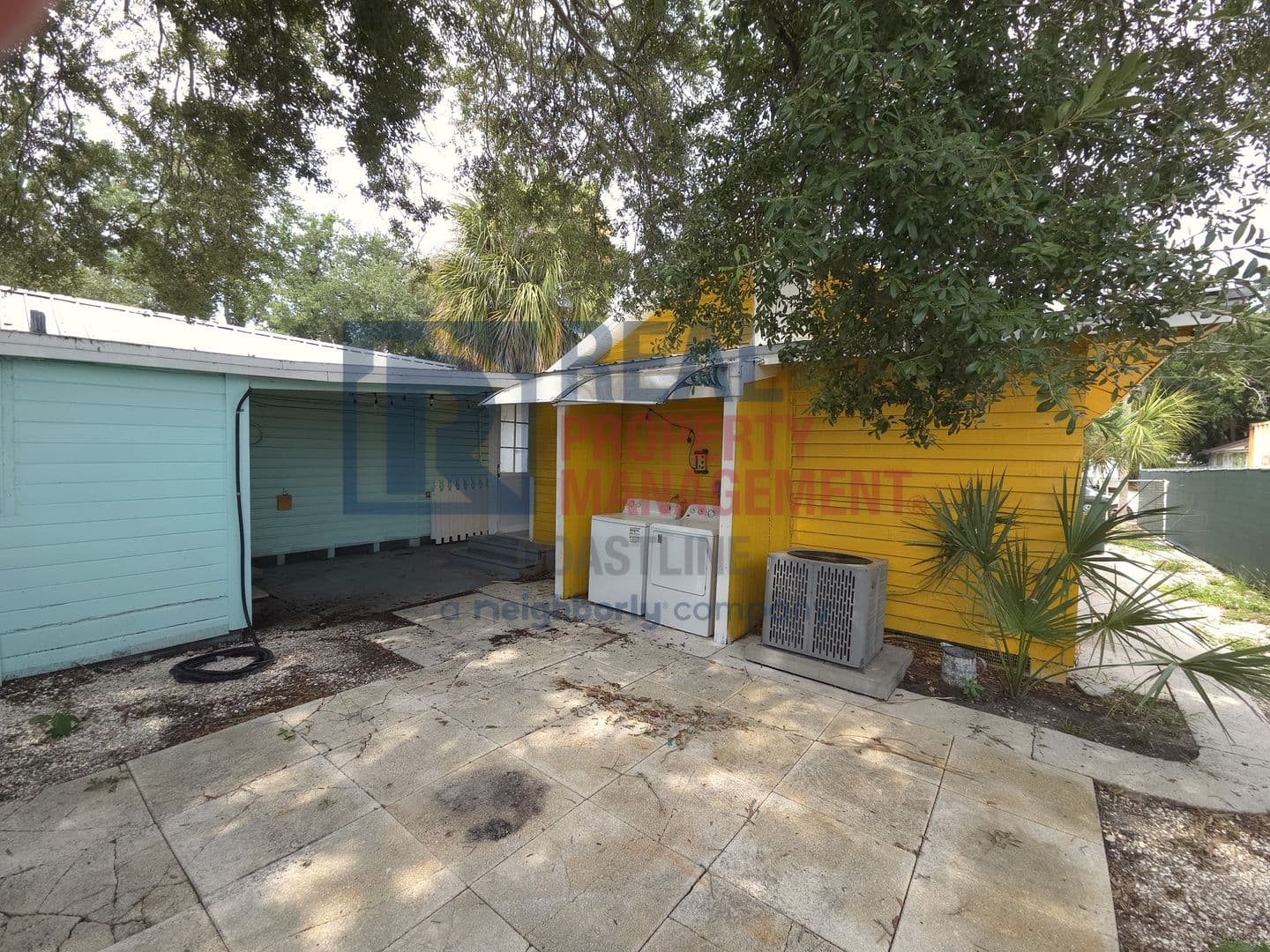 Private 1BR Cottage in the Village of the Arts 8 of 8