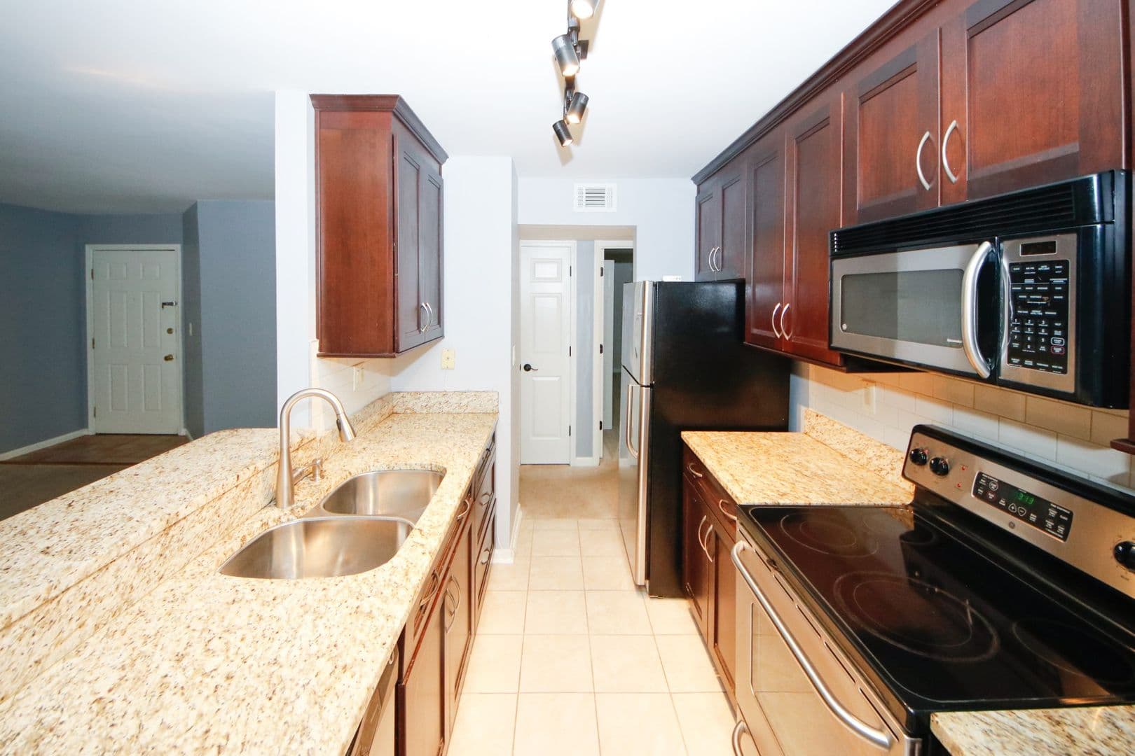 702 Garden Ct., Sandy Springs, GA, 30328 35 of 51