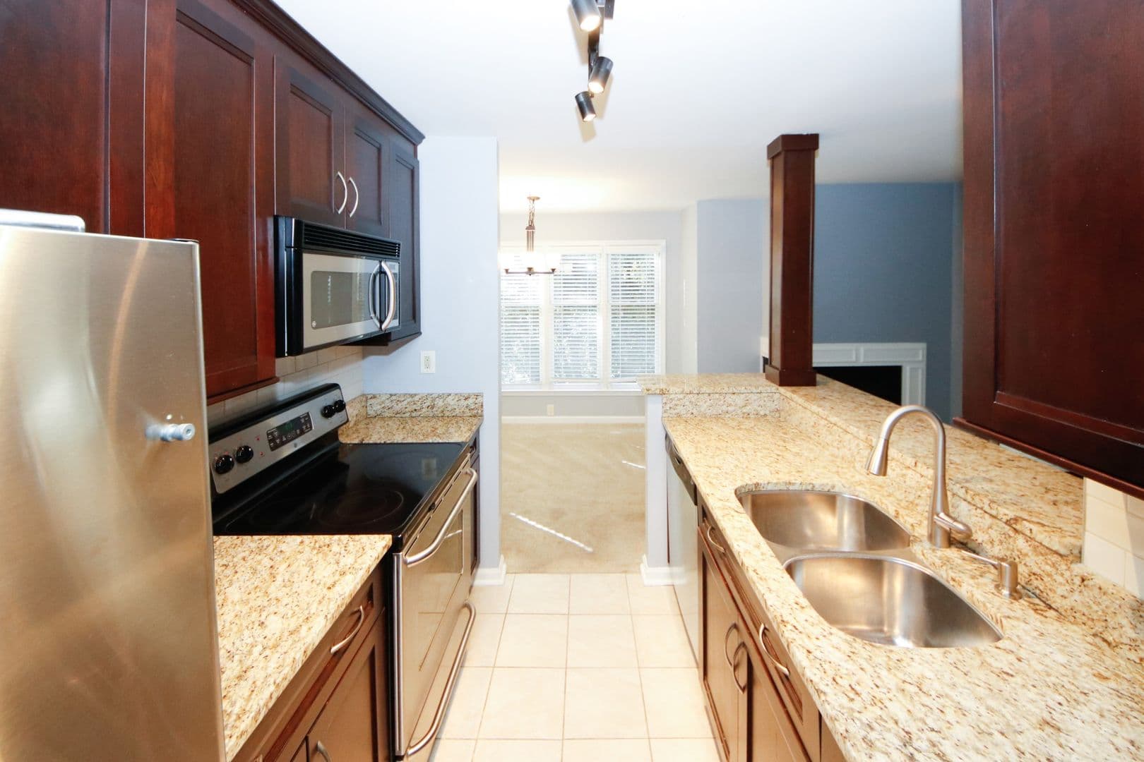 702 Garden Ct., Sandy Springs, GA, 30328 32 of 51