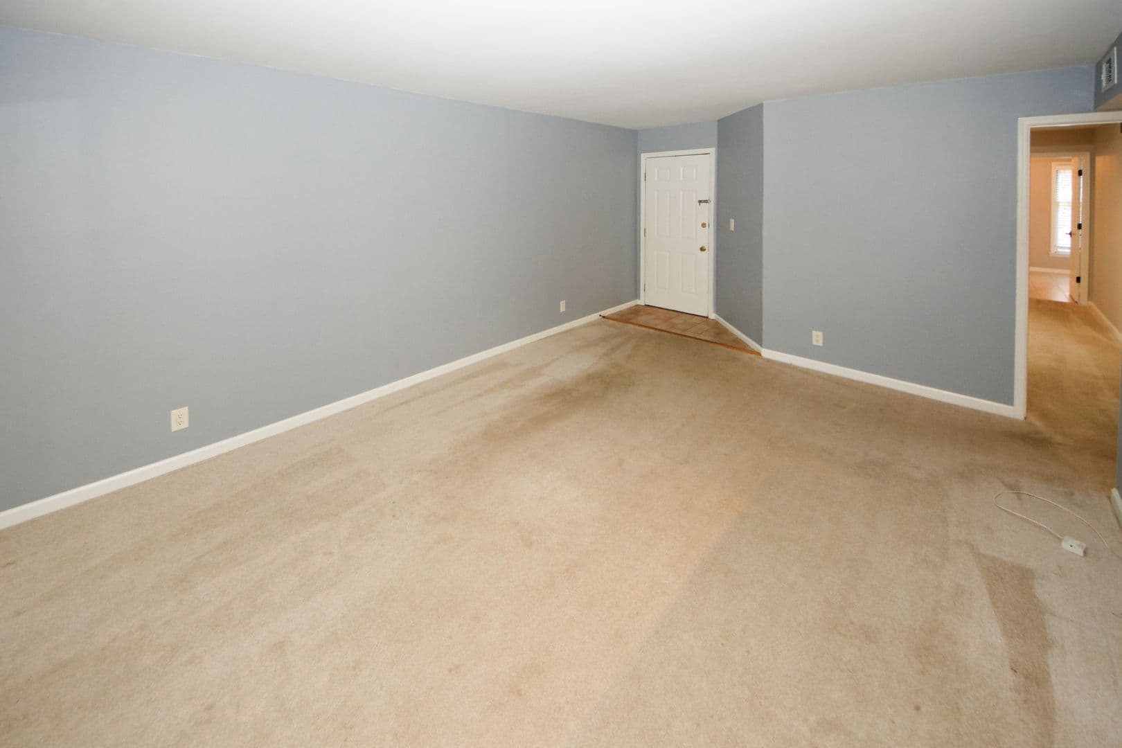 702 Garden Ct., Sandy Springs, GA, 30328 8 of 51