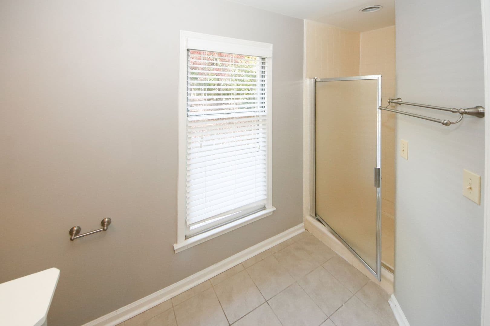 702 Garden Ct., Sandy Springs, GA, 30328 17 of 51