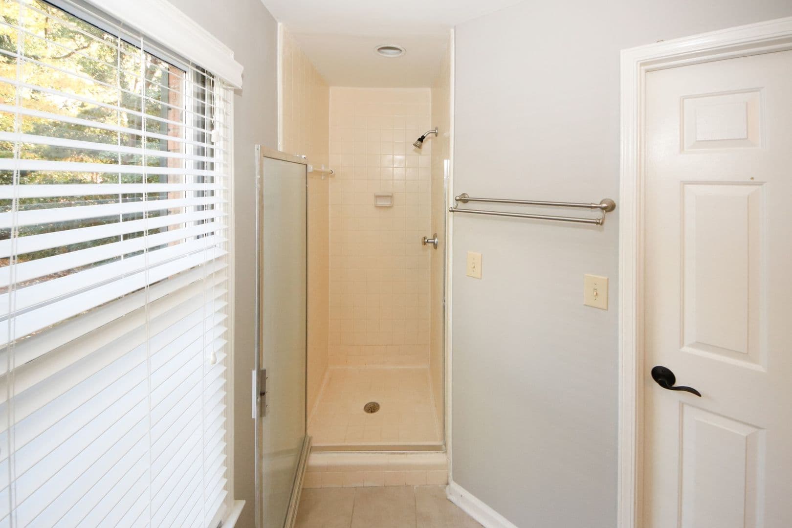 702 Garden Ct., Sandy Springs, GA, 30328 18 of 51