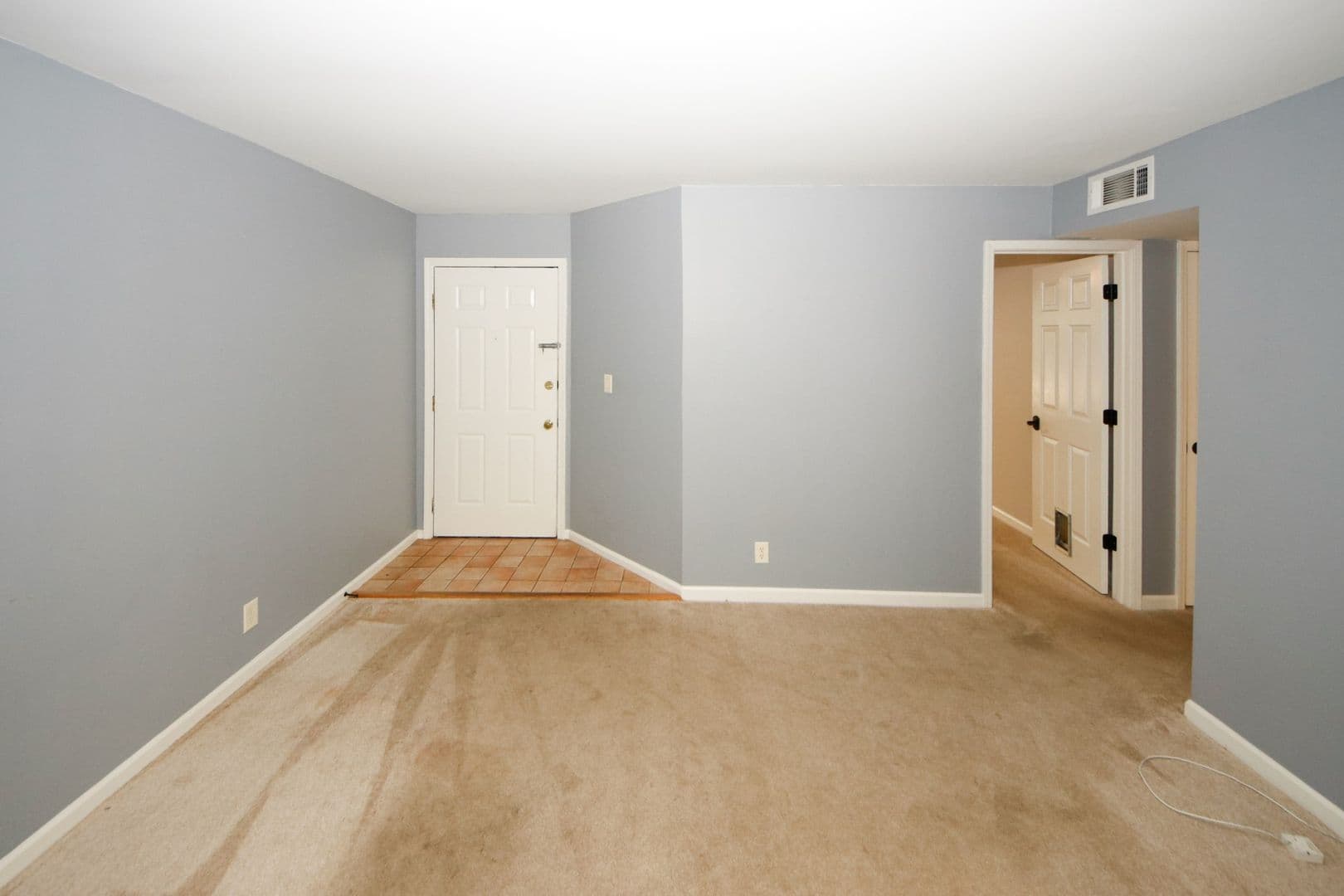 702 Garden Ct., Sandy Springs, GA, 30328 4 of 51