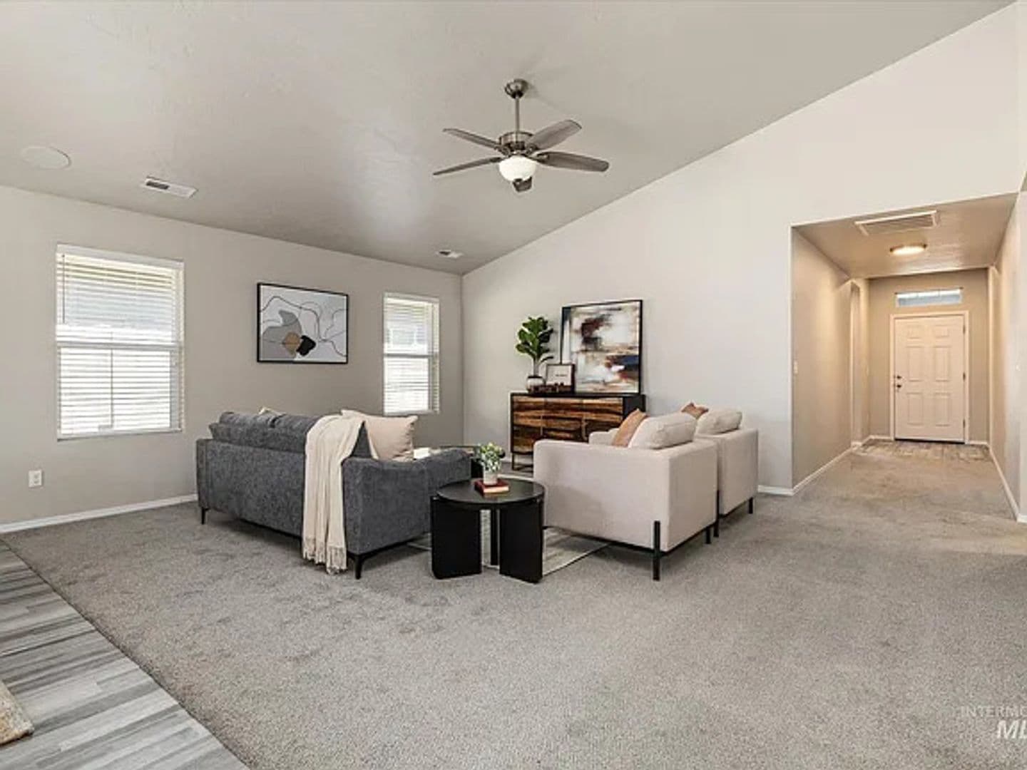 11887 W Box Canyon St 7 of 19
