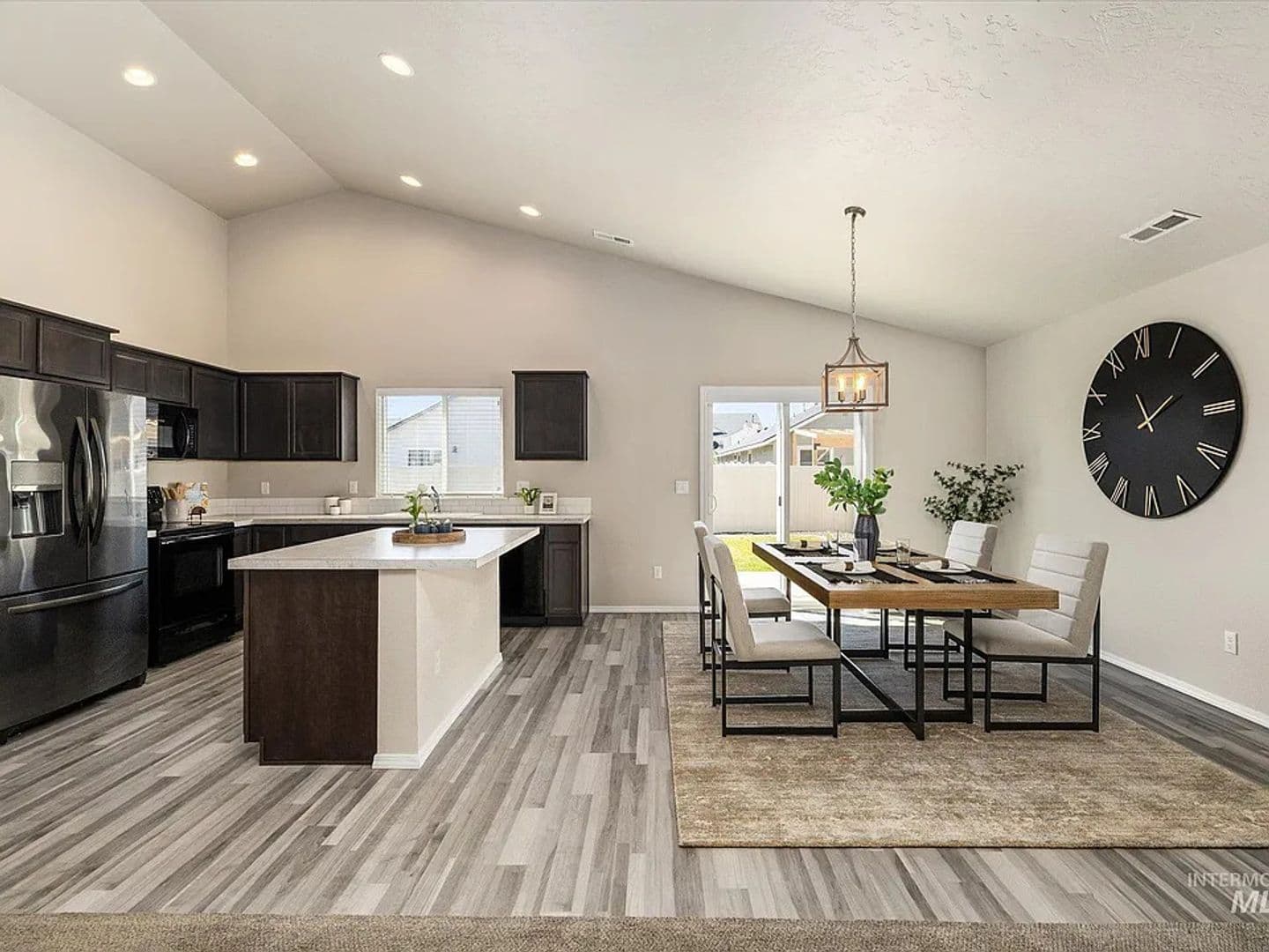 11887 W Box Canyon St 4 of 19
