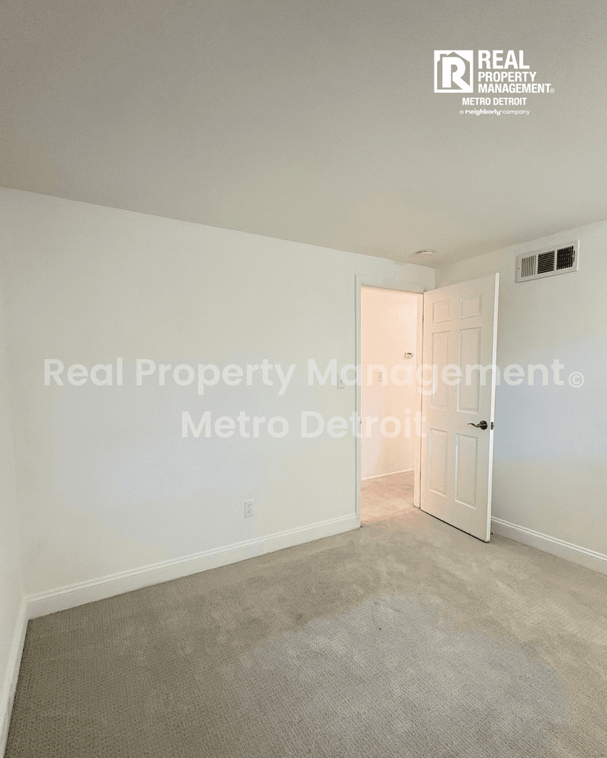 3028 Caswell Drive 24 of 31