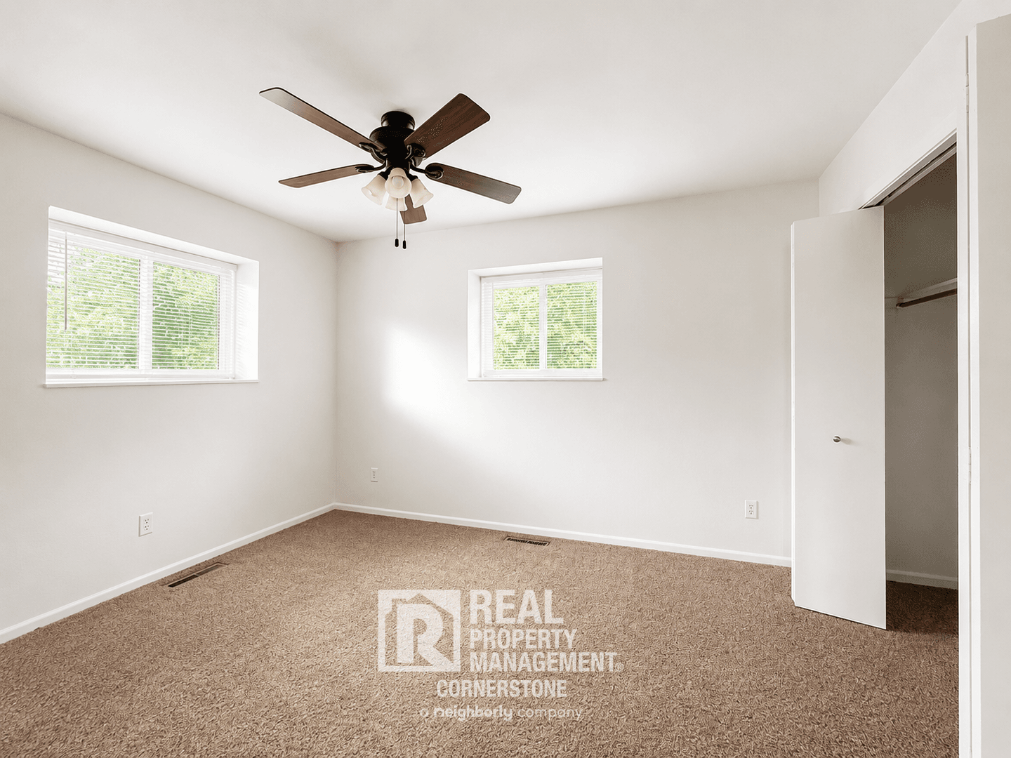 5735 E G Ave 8 of 18